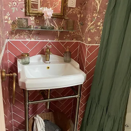 House Of Mailly 3*