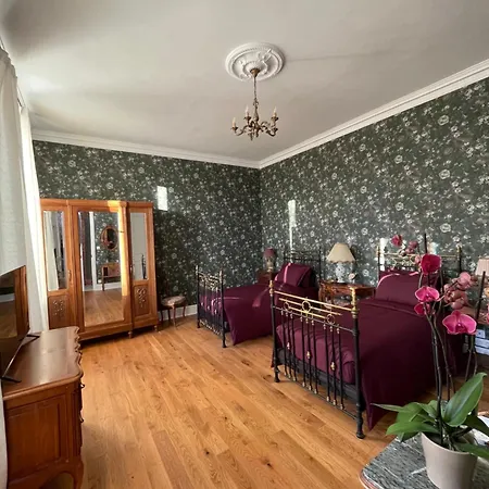 Nocleg ze śniadaniem House Of Mailly 3*