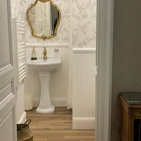 House Of Mailly 3*