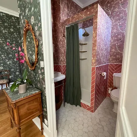 House Of Mailly 住宿加早餐酒店 沙泰勒罗