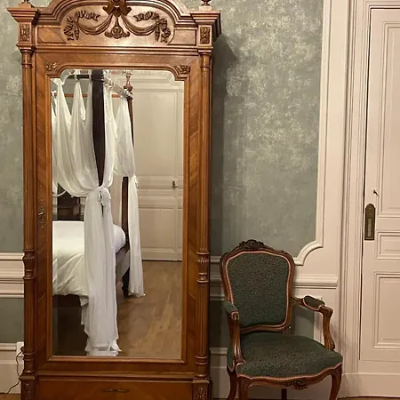 House Of Mailly Alojamento de Acomodação e Pequeno-almoço Châtellerault