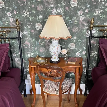 House Of Mailly 沙泰勒罗