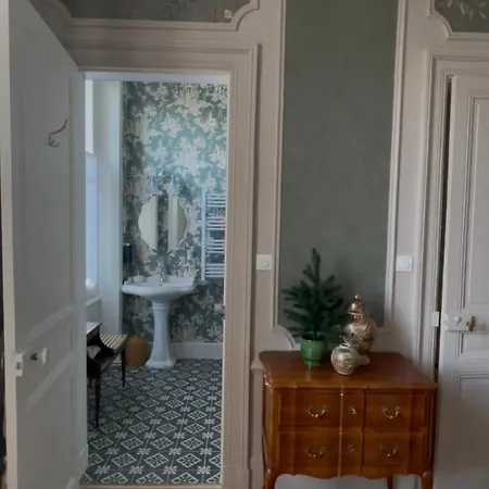 House Of Mailly Bed and Breakfast Châtellerault