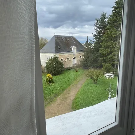 House Of Mailly Bed and Breakfast 3*
