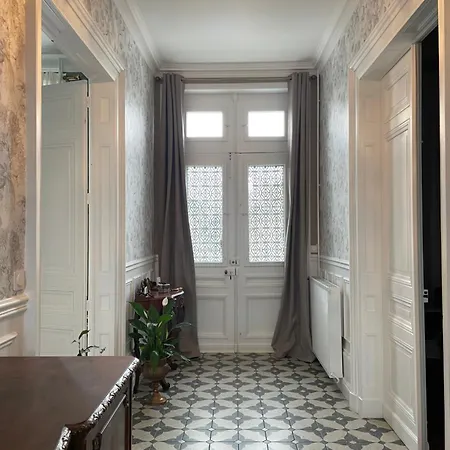 House Of Mailly Bed and Breakfast 3*