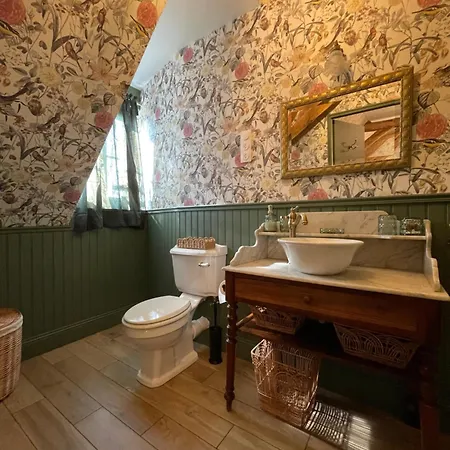 House Of Mailly 3* 샤틀레로