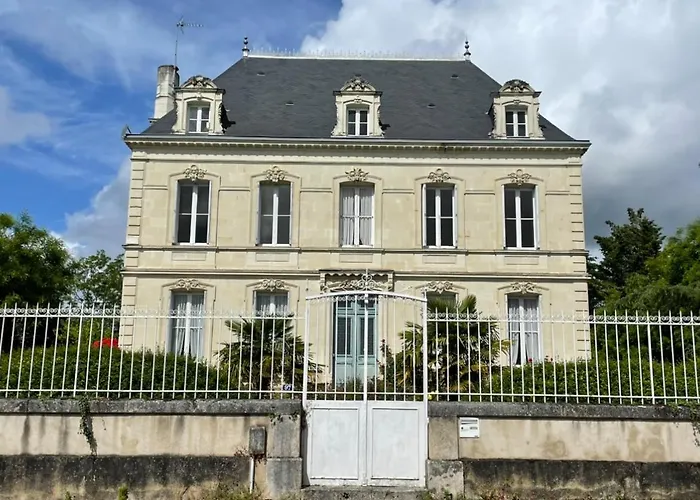 Bed and breakfast House Of Mailly 3*