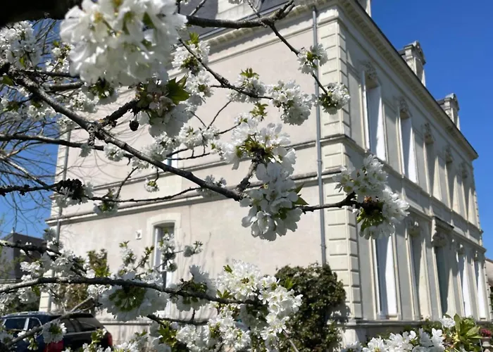 Bed and breakfast House Of Mailly