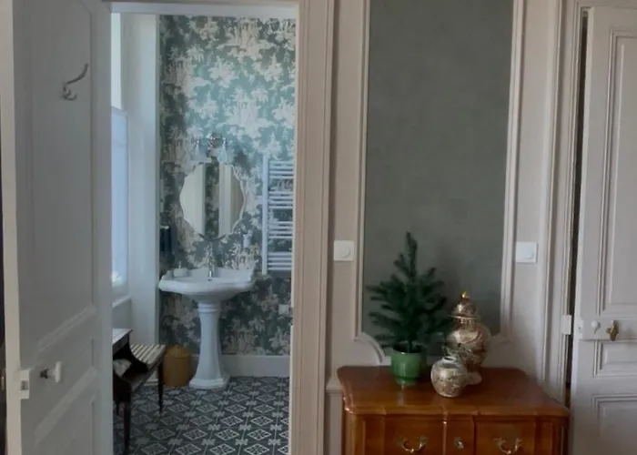 House Of Mailly Bed and breakfast Châtellerault